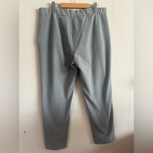 Badgley Mischka, size 14, Classic Tailored Dress Pants in Light Gray - Picture 8 of 8